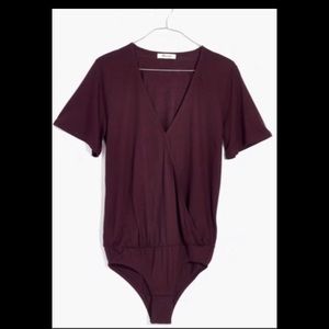 Madewell Faux Wrap Short Sleeve Bodysuit Maroon XL